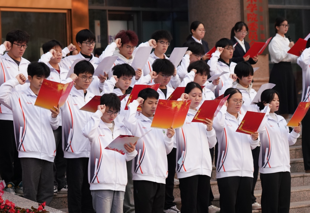 32acf62891734c3ea4b11431681c99a2.jpg 32acf62891734c3ea4b11431681c99a2.jpg