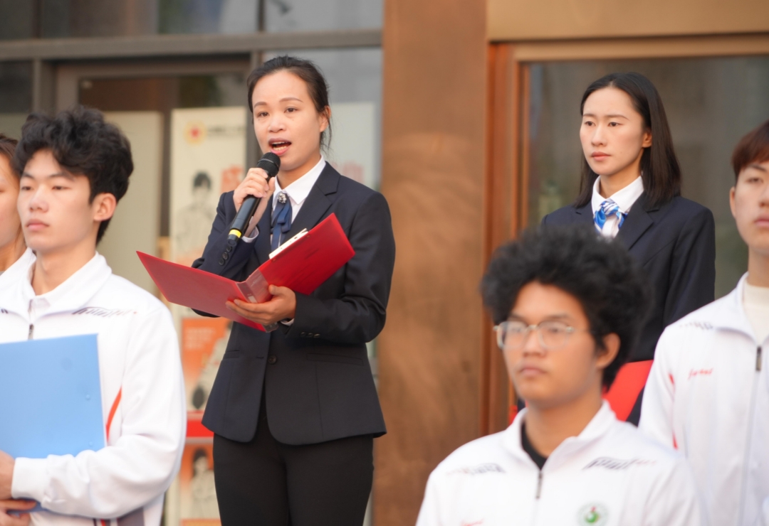 ef880d155ba8471c82f9edc22319212f.jpg ef880d155ba8471c82f9edc22319212f.jpg