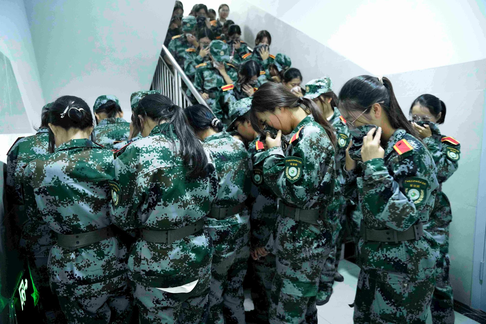 c6e6e39a8f1a40fb8a1b2492f57be1e2.jpg c6e6e39a8f1a40fb8a1b2492f57be1e2.jpg