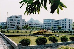 2003年，河池职业学院初具规模