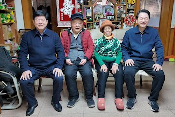 新春慰问传温情 凝心聚力向未来——优米体育入口官网下载手机版开展新春走访慰问活动